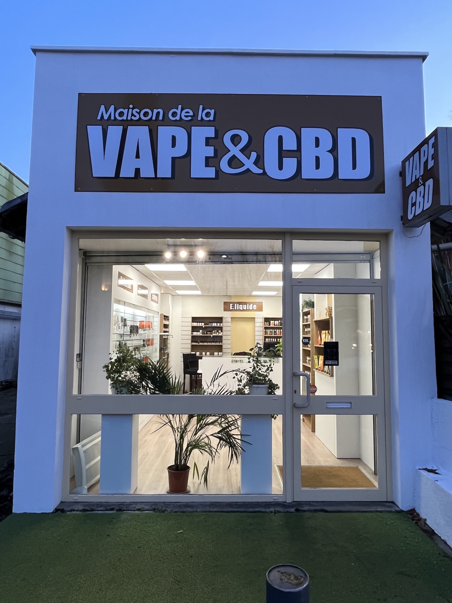 Magasin Cbd La Teste De Buch Maison de la VAPE & CBD à Arès