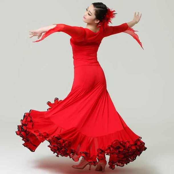 Démonstrations de danses flamenco, sévillanes et claquettes 