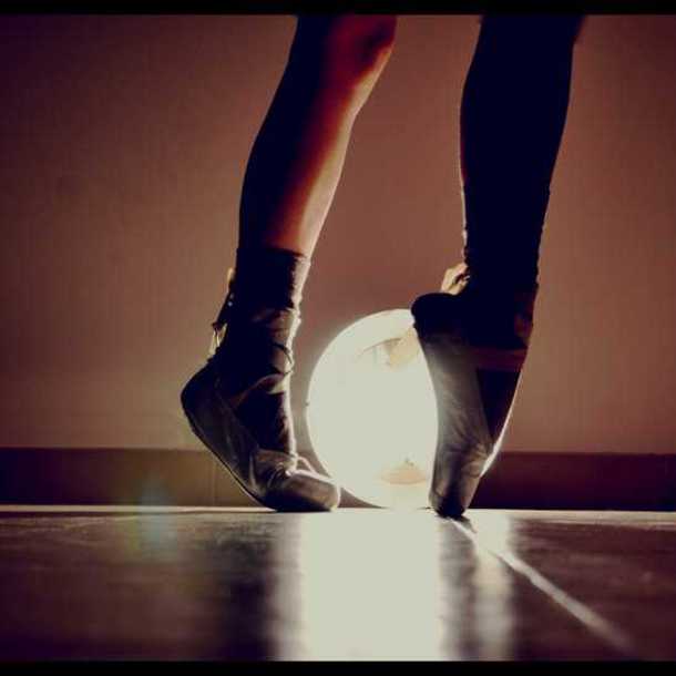 ATELIER : LA DANSE TOUT EN COULEUR