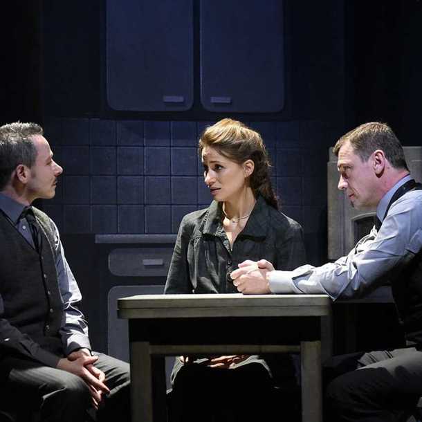 Théâtre - Adieu Monsieur Haffmann