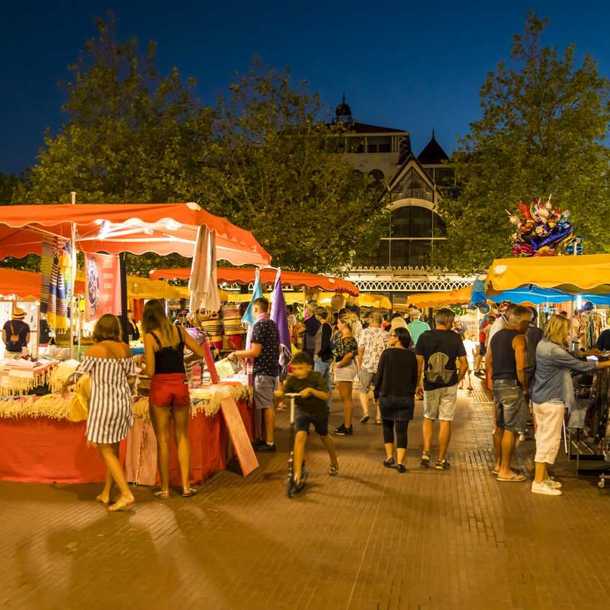 Marché nocturne